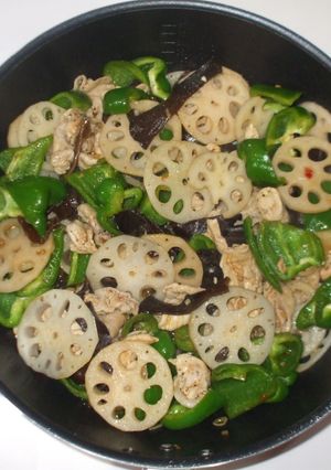 蓮根ピリ辛炒め♪簡単レシピ豚肉キクラゲ-レシピのメイン写真