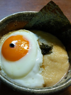 キャラ丼「目玉のおやじ丼」とろろ&目玉焼-レシピのメイン写真