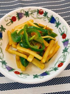 じゃがいもとピーマンのカレー炒め-レシピのメイン写真