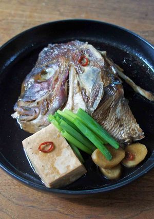 鯛の頭と豆腐の煮つけ-レシピのメイン写真