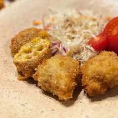 รูปของ 豚ロースのチーズロールカツ