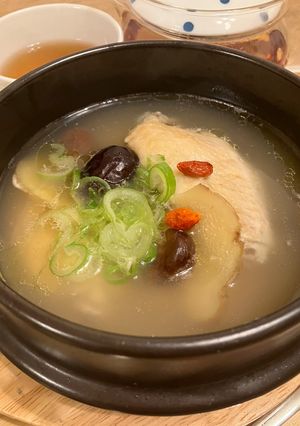 疲れた時に♪手羽中で作る薬膳参鶏湯-レシピのメイン写真