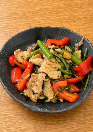 空芯菜と豚肉の彩オイスター炒め-レシピのメイン写真