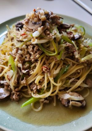 秋の夕飯！マッシュルームと白ネギどっさりのパスタ-レシピのメイン写真