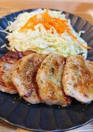 漬けて焼くだけ🐾豚ヒレ肉の塩麹漬け焼き-レシピのメイン写真