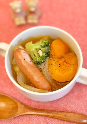 優しい味♡野菜の皮の出汁で煮込んだポトフ-レシピのメイン写真
