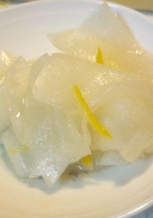 日向夏の皮を使った香ばしい♡絶品漬け物-レシピのメイン写真
