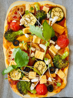 彩り野菜と豆腐カッテージのヘルシーピザ🍕-レシピのメイン写真