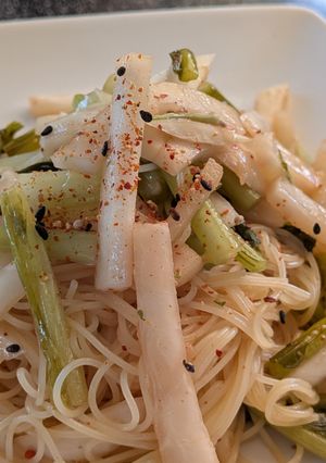 糠漬け蕪の葉っぱで冷製ペペロンチーノ-レシピのメイン写真