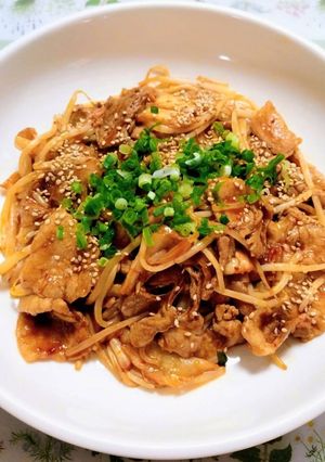 簡単今夜の夕飯！もやし豚バラキムチ炒主菜-レシピのメイン写真