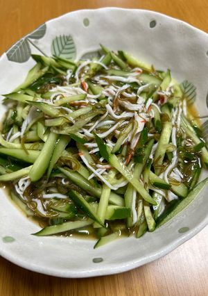 誰でも出来るめかぶサラダ-レシピのメイン写真