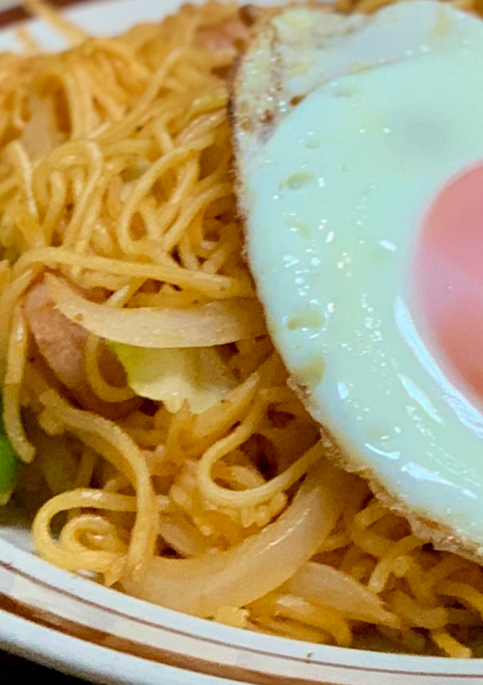 ぶちうまい焼きそばでナポリタン焼きそば-レシピのメイン写真