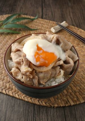豚ばら肉のルーローハン風丼-レシピのメイン写真