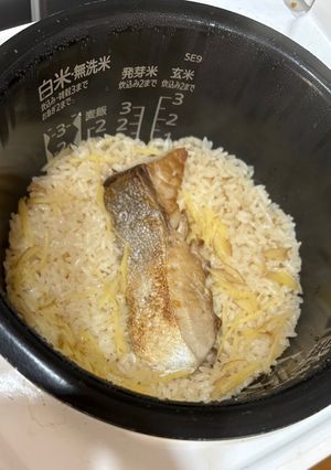 ぶりの炊き込みご飯-レシピのメイン写真