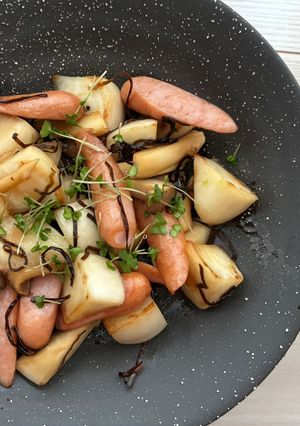 ウインナーとカブの塩昆布照り焼き-レシピのメイン写真