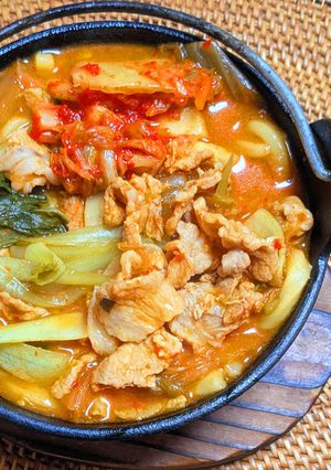 激辛チゲ風うどん-レシピのメイン写真