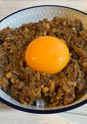 牛すき焼き風そぼろ丼-レシピのメイン写真