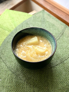 普通に美味しい☆お味噌汁 じゃが芋玉ねぎ-レシピのメイン写真