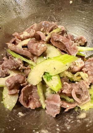 砂肝とセロリのレモン麹和え-レシピのメイン写真