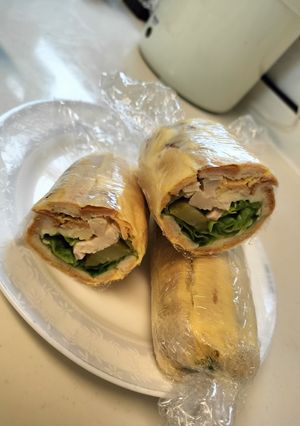 パンの耳でくるくるホットサンドイッチ-レシピのメイン写真