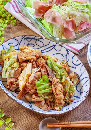 キャベツで2品完成！回鍋肉&コンソメバター蒸し-レシピのメイン写真