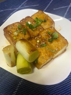 すぐご飯「長ネギと厚揚げのゴマ照り焼き」-レシピのメイン写真