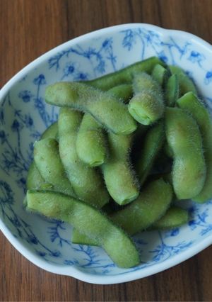 電子レンジで簡単🫛枝豆の塩茹で-レシピのメイン写真