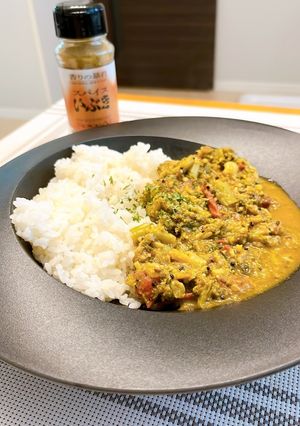 ブロッコリーとトマトの簡単ヘルシーカレー-レシピのメイン写真