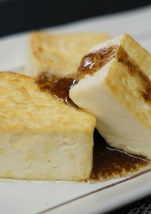簡単！豆腐ステーキの黒胡椒ソースかけ-レシピのメイン写真