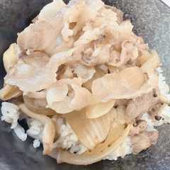 รูปของ 茅乃舎だし（顆粒だし）で簡単つゆだく牛丼