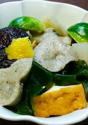 生麩、皮付きウド、焼き椎茸、厚揚げの煮物-レシピのメイン写真