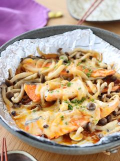 【ワンパンおかず】鮭ときのこのチーズ焼き-レシピのメイン写真