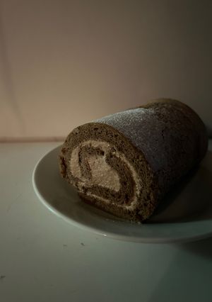 栗と胡桃チョコロールケーキ-レシピのメイン写真