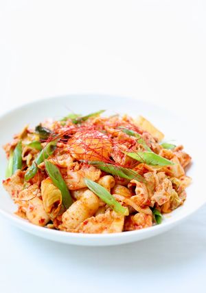 黄金の味で手軽に【豚キムチ（焼肉のたれ）-レシピのメイン写真