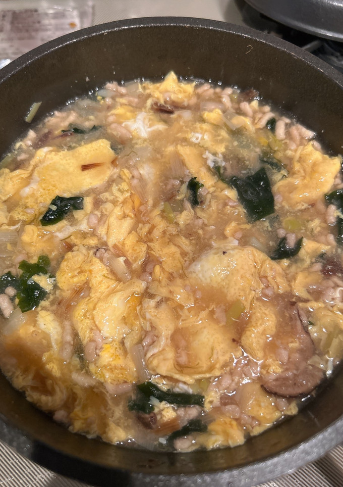 鶏挽肉とワカメの中華風かき玉スープ-レシピのメイン写真