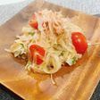 大葉と新玉ねぎの梅おかかサラダ