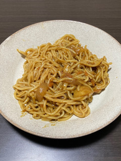 残りのカレーで、カレー焼きそば-レシピのメイン写真