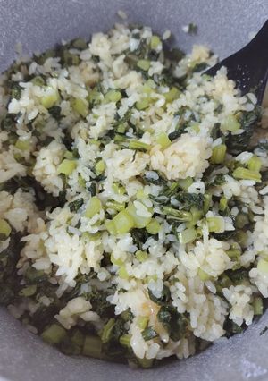 鍋で炊飯する大根葉の菜飯-レシピのメイン写真