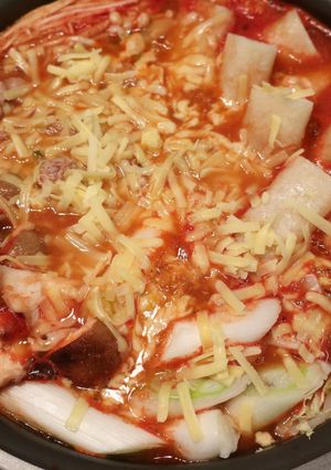 トマトチーズみそ鍋-レシピのメイン写真
