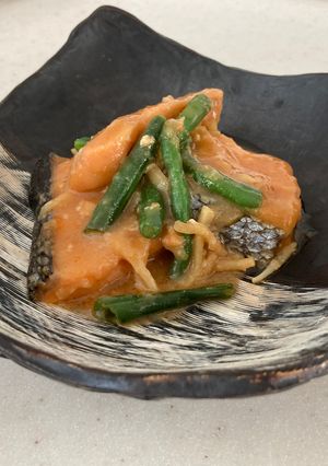レンチン3分！お1人様☆鮭のこっくり味噌煮-レシピのメイン写真