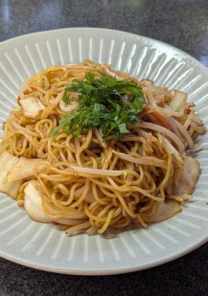 夏に◎食欲UP♡梅干ソース焼きそば-レシピのメイン写真