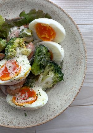 タンパク質が摂れるホットシーザーサラダ-レシピのメイン写真
