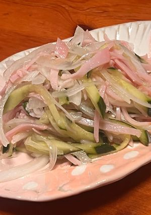 新玉ねぎとキュウリとハムのサッパリサラダ-レシピのメイン写真