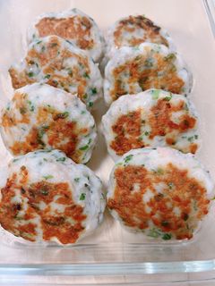 作り置きにも!ふわふわはんぺんバーグ☻-レシピのメイン写真