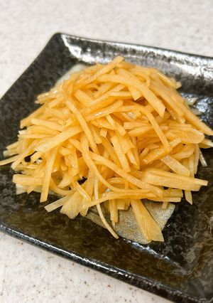 サッパリ♪千切りじゃがいもの赤酢炒め-レシピのメイン写真