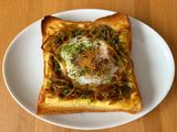 卵と焼きそばマヨトースト！