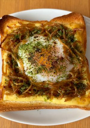 卵と焼きそばマヨトースト！-レシピのメイン写真