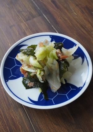 キャベツとわかめの梅和え-レシピのメイン写真
