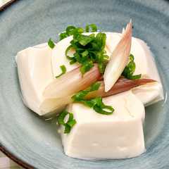 A picture of 簡単美味しい「蒸し豆腐」♪せいろで旨みが凝縮.