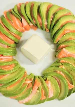 アボカドとトラウトサーモンと豆腐で主菜-レシピのメイン写真